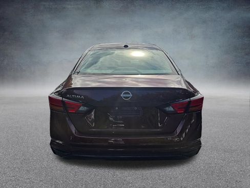 Used 2025 Nissan Altima 2.5 SV FWD image 5