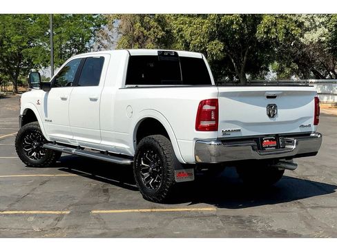 Used 2023 RAM 3500 Laramie image 12