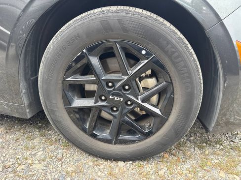 Used 2025 Kia K5 LXS FWD image 4