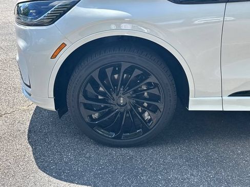 New 2026 Lincoln Aviator Reserve w/ Jet Appearance Package AWD/4WD image 11
