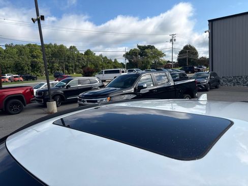 Used 2023 INFINITI QX55 Luxe w/ Cargo Package AWD/4WD image 14