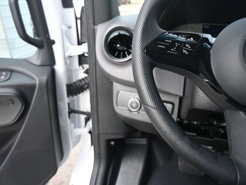 New 2025 Mercedes-Benz Sprinter 2500 image 17