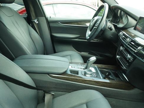 Used 2018 BMW X5 sDrive35i RWD image 9