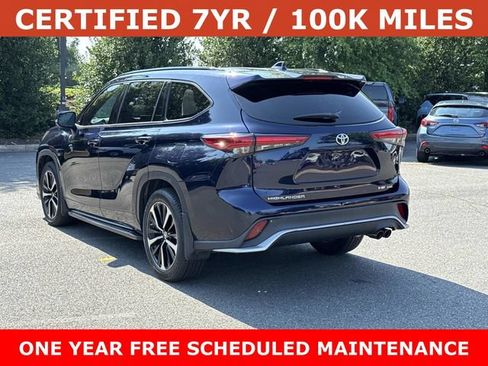 Used 2022 Toyota Highlander XSE FWD image 4