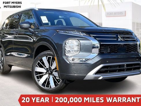 New 2026 Mitsubishi Outlander SEL image 1