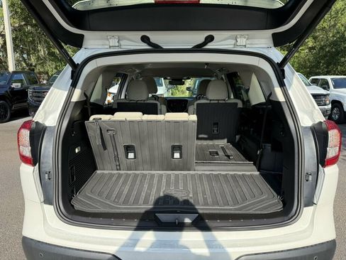 Used 2025 Subaru Ascent Premium AWD/4WD image 8