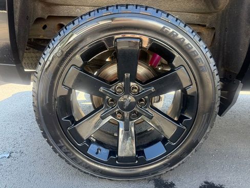 Used 2018 Chevrolet Silverado 1500 LTZ Z71 w/ LTZ Plus Package AWD/4WD image 44