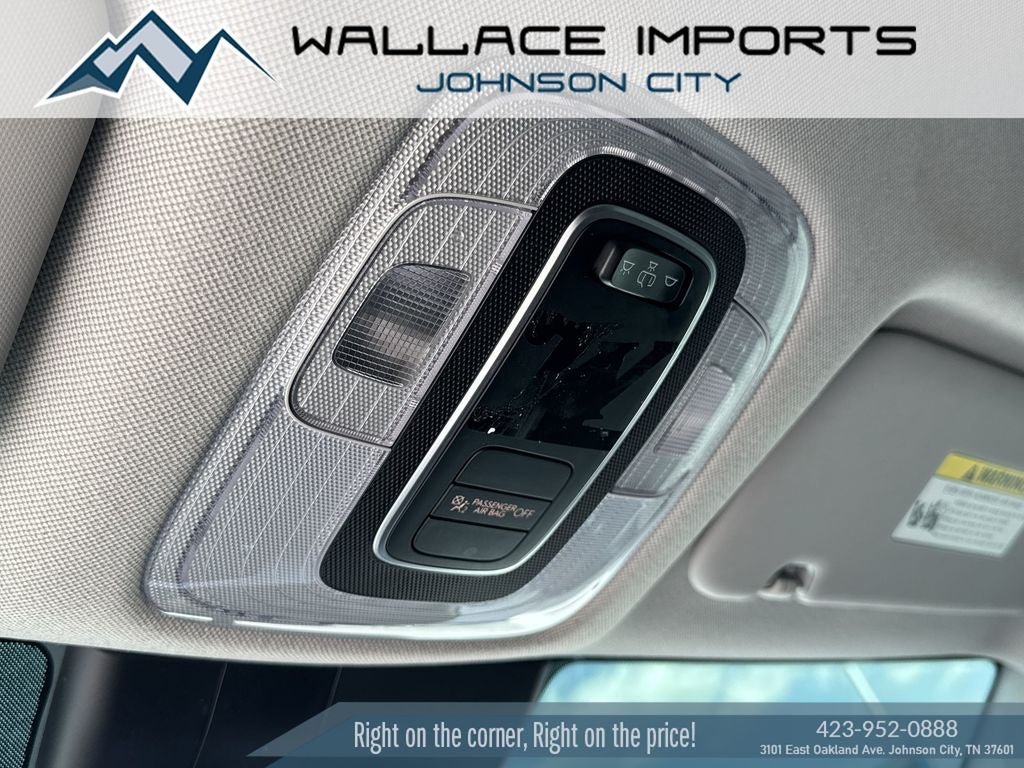 Used 2024 Hyundai Elantra SE FWD image 13