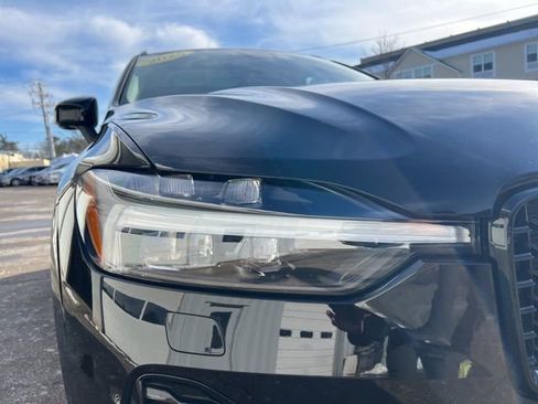 Certified 2025 Volvo XC60 B5 Plus image 13