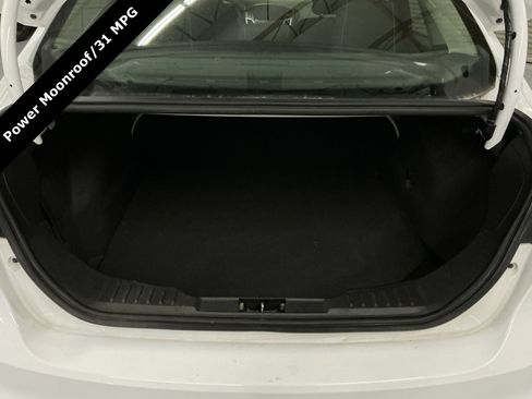 Used 2014 Ford Focus SE image 15