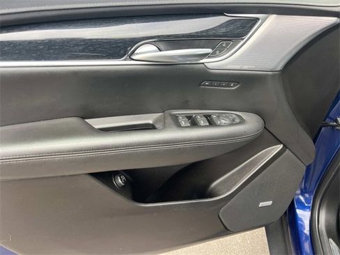 Certified 2023 Cadillac XT5 Premium Luxury w/ LPO, Floor Liner Package image 13