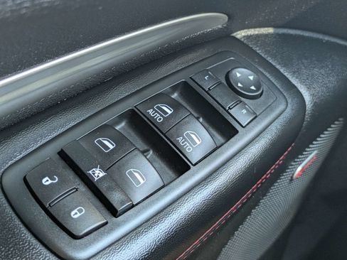 Used 2015 Dodge Durango R/T w/ Trailer Tow Group IV AWD/4WD image 24