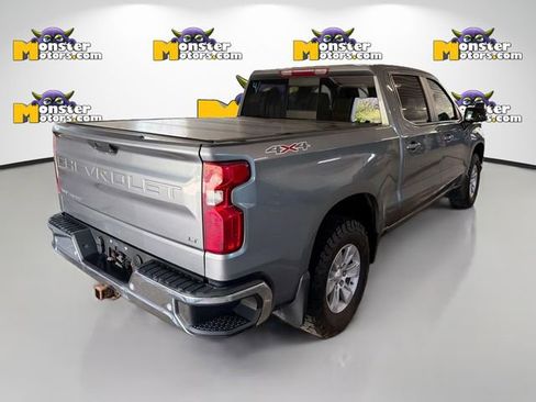 Used 2022 Chevrolet Silverado 1500 LT w/ Convenience Package II AWD/4WD image 4