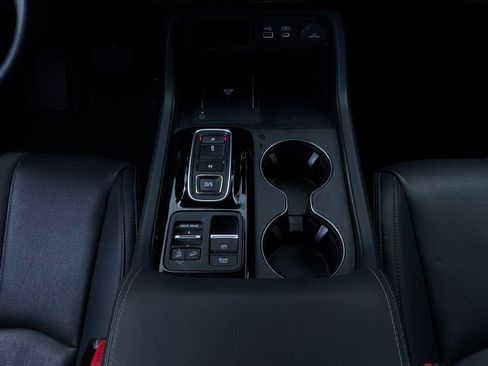 Used 2024 Honda Pilot EX-L image 16