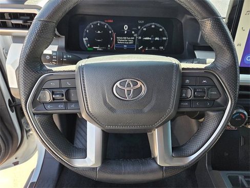 Used 2024 Toyota Tacoma TRD Off-Road image 18
