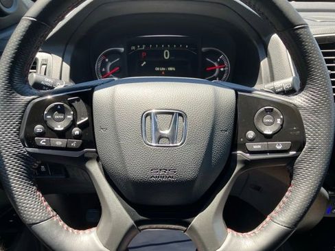 Certified 2024 Honda Passport Black Edition image 39