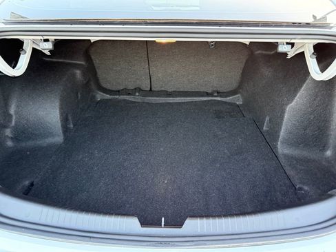 Used 2025 Chevrolet Malibu LS image 22