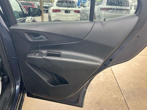 Used 2018 Chevrolet Equinox LT FWD image 15