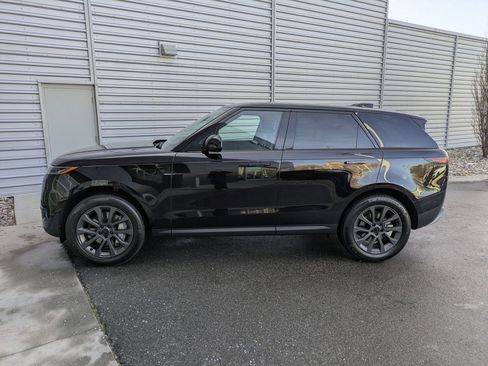 New 2026 Land Rover Range Rover Sport SE image 2