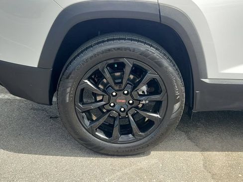 Used 2025 GMC Terrain Elevation w/ Elevation Premium Package AWD/4WD image 7