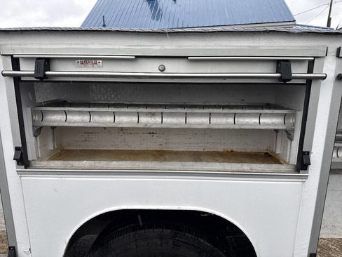 Used 2019 RAM 3500 Tradesman w/ Chrome Appearance Group RWD image 33