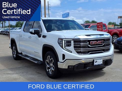Used 2022 GMC Sierra 1500 SLT w/ SLT Premium Plus Package AWD/4WD image 7