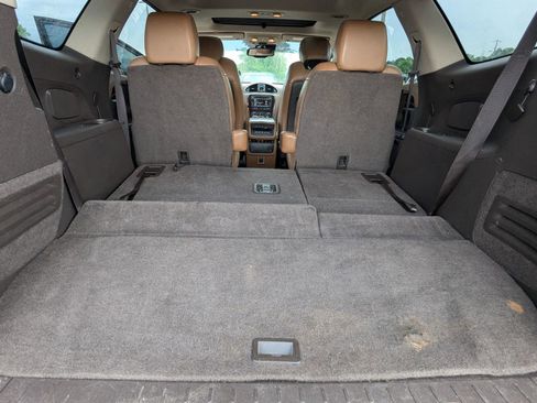 Used 2014 Buick Enclave Premium w/ Trailering Provision Package FWD image 16