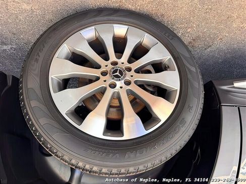 Used 2017 Mercedes-Benz GLS 450 4MATIC w/ Premium Package image 28