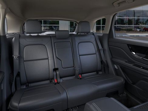 New 2026 Lincoln Corsair Premiere image 11