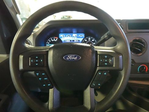 Used 2022 Ford E-450 and Econoline 450 Super Duty w/ Power Windows & Locks Group RWD image 10