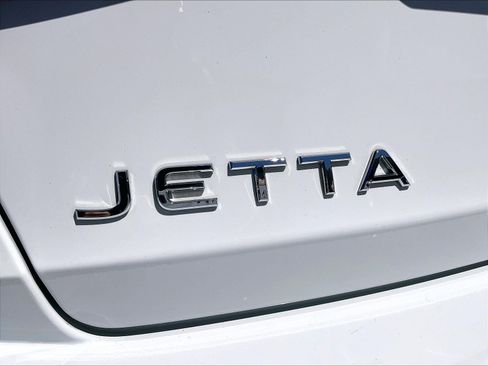 Certified 2023 Volkswagen Jetta Sport FWD image 30