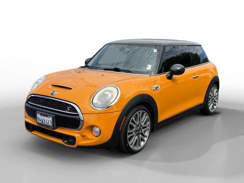 Used 2015 MINI Cooper S FWD image 1