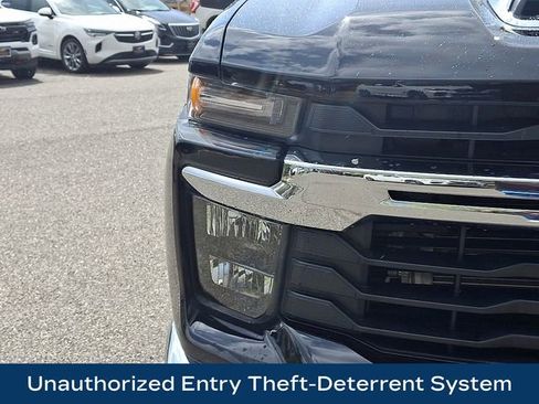 Used 2025 Chevrolet Silverado 2500 LT w/ Safety Package image 29