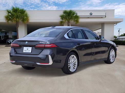 Used 2024 BMW 530i RWD image 4