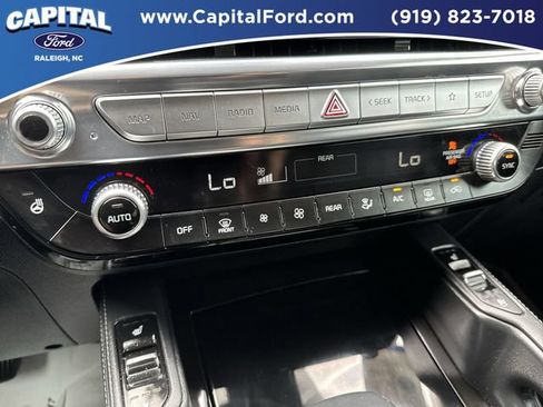 Used 2022 Kia Telluride EX w/ EX Premium Package AWD/4WD image 30