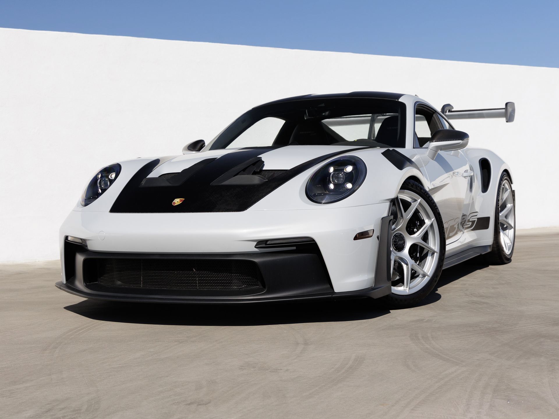 Certified 2025 Porsche 911 GT3 RS RWD image 1
