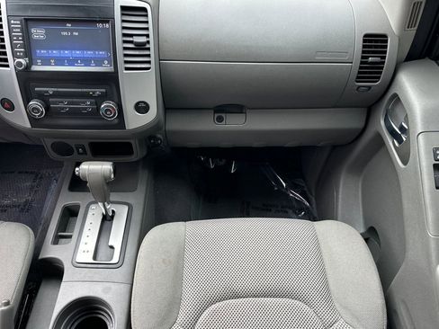 Used 2019 Nissan Frontier SV image 28