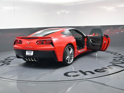 Used 2016 Chevrolet Corvette Stingray Coupe image 26