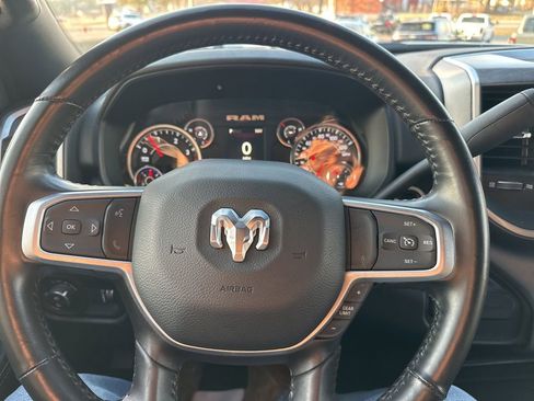 Used 2024 RAM 2500 Big Horn AWD/4WD image 21