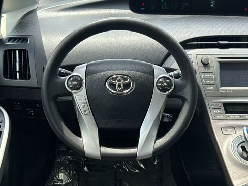Used 2015 Toyota Prius Three w/ Solar Roof Package FWD image 13