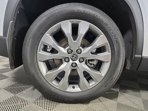 Used 2024 Toyota Grand Highlander Limited image 11