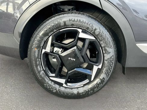 Certified 2026 Kia Sportage EX FWD image 29