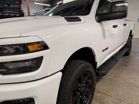 Used 2025 RAM 2500 Big Horn AWD/4WD image 41