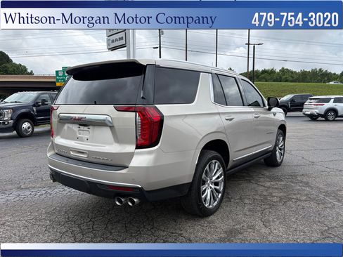 Used 2021 GMC Yukon Denali w/ Denali Premium Package AWD/4WD image 5