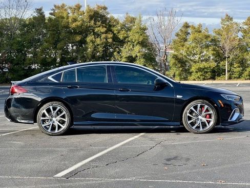 Used 2019 Buick Regal GS image 9