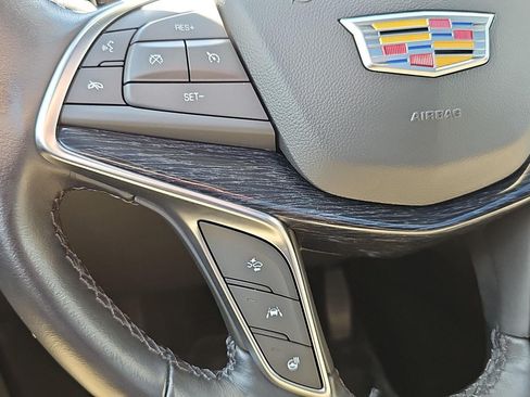 Used 2023 Cadillac XT5 Premium Luxury AWD/4WD image 23