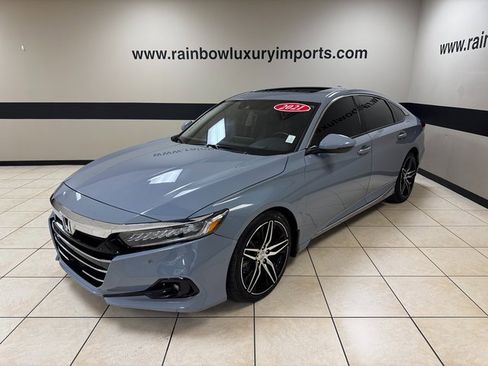 Used 2021 Honda Accord Touring image 3