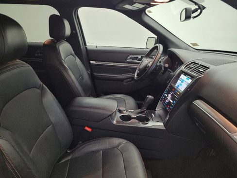 Used 2017 Ford Explorer Sport AWD/4WD image 21
