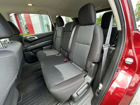 Used 2019 Nissan Pathfinder SV AWD/4WD image 23