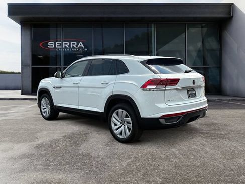 Used 2021 Volkswagen Atlas Cross Sport SE w/ Panoramic Sunroof Package AWD/4WD image 3